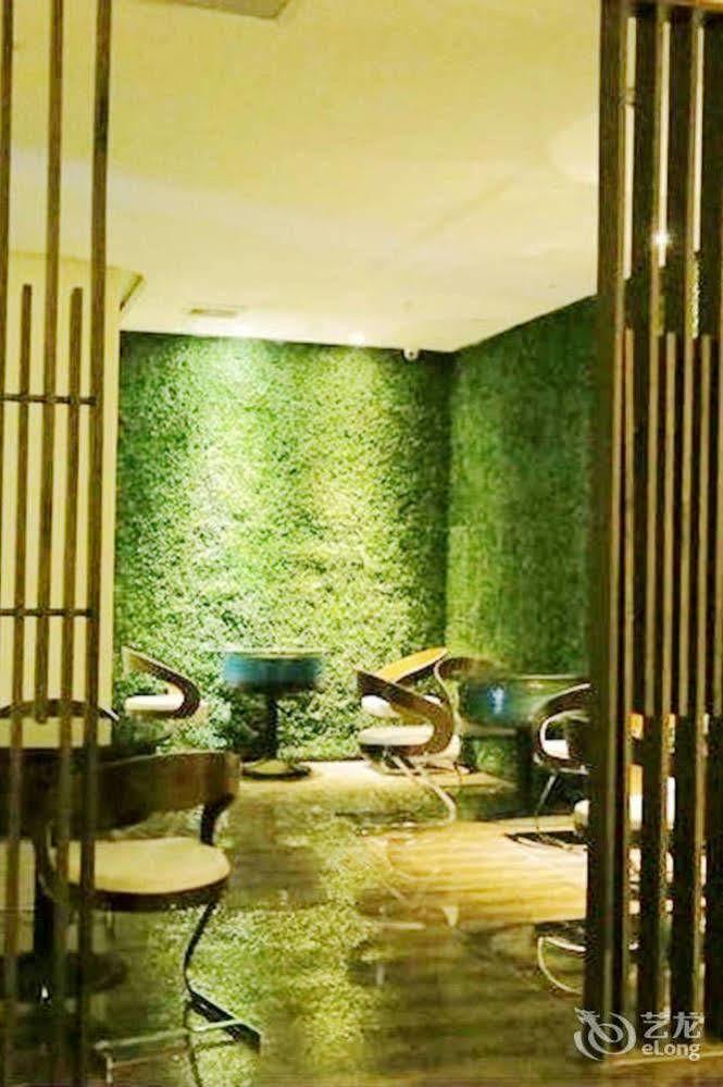 Sotel Inn Hotel San Yuan Li Branch Гуанчжоу Екстер'єр фото