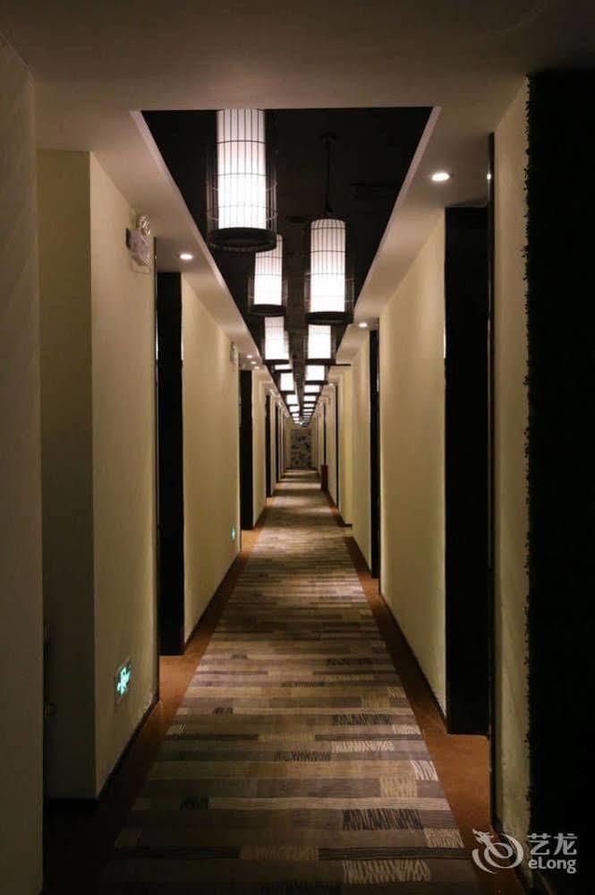 Sotel Inn Hotel San Yuan Li Branch Гуанчжоу Екстер'єр фото